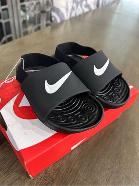 NWT Nike Kids Black Slide Sandals with White Swoosh and Elastic Heel Strap